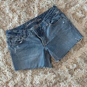 American Eagle Outfitters Women's Favorite Boyfriend Jean Shorts